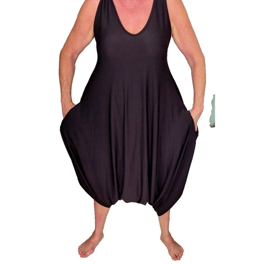 NWT Lily By Firmaina Jumpsuit "Harem Pants" POCKETS!